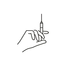 採血などの検査実施